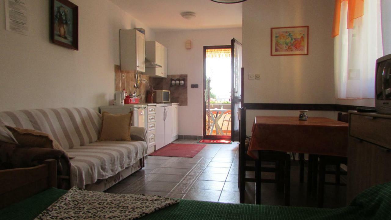 פאז'אנה Apartmani Petunia מראה חיצוני תמונה